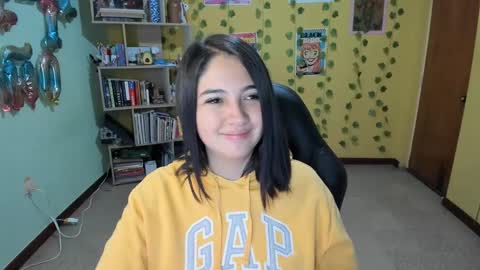 Snapshot of littleprety6969 chatting on February 22, 2025, 5:12 am Mia  Wednesday to Sunday 730 am to 1030 am Colombian Hour D online show from February 22, 2025, 5:12 am