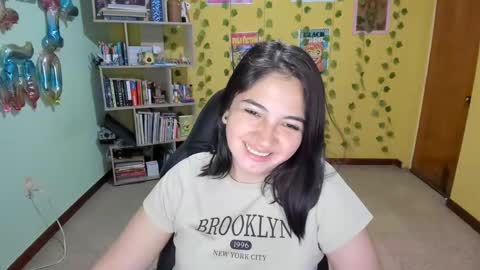 Snapshot of littleprety6969 chatting on March 9, 2025, 7:48 pm Mia  Wednesday to Sunday 730 am to 1030 am Colombian Hour D online show from March 9, 2025, 7:48 pm