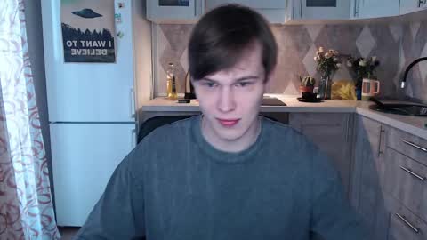 Snapshot of littlesadcabbage chatting on May 4, 2026, 12:34 pm Sonnenschein online show from May 4, 2026, 12:34 pm