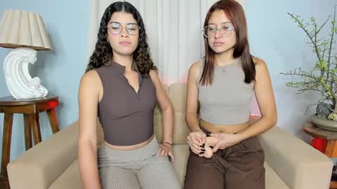 - Eileen - Izzy - Stiven online show from April 4, 2026, 4:26 pm