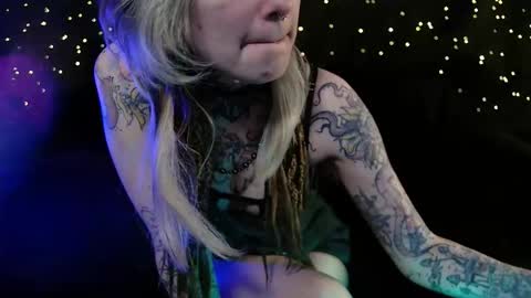 Niki  free tg channel with some photos gifs and info about streams  online show from March 19, 2026, 12:58 am