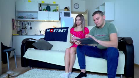 Snapshot of littlesweettifany chatting on December 15, 2024, 9:13 am Little Tifany online show from December 15, 2024, 9:13 am