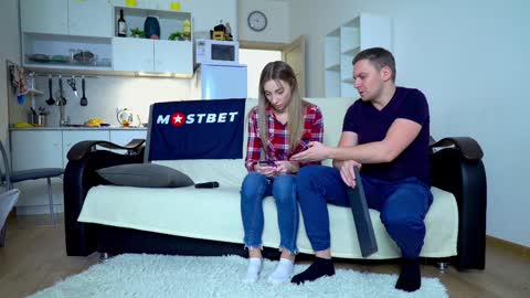 Snapshot of littlesweettifany chatting on December 24, 2024, 9:17 am Little Tifany online show from December 24, 2024, 9:17 am