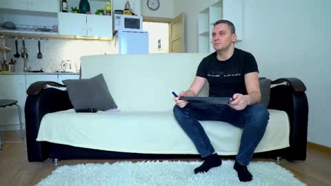 Snapshot of littlesweettifany chatting on February 10, 2025, 11:25 am Little Tifany online show from February 10, 2025, 11:25 am