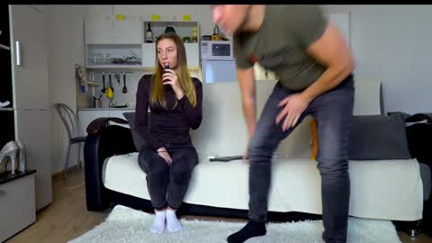 Snapshot of littlesweettifany chatting on October 28, 2025, 11:03 am Little Tifany online show from October 28, 2025, 11:03 am