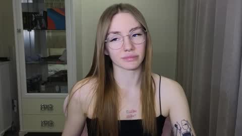 Eliana online show from December 6, 2024, 11:44 am