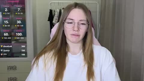 Eliana online show from March 7, 2025, 2:23 pm