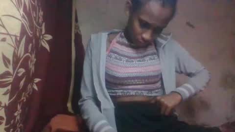 Snapshot of littleyanah chatting on September 13, 2025, 4:40 pm yanah online show from September 13, 2025, 4:40 pm