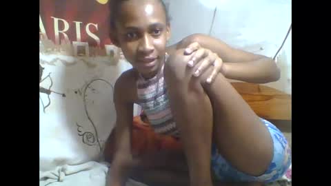 Snapshot of littleyanah chatting on September 25, 2025, 8:12 pm yanah online show from September 25, 2025, 8:12 pm