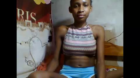 Snapshot of littleyanah chatting on September 26, 2025, 10:36 pm yanah online show from September 26, 2025, 10:36 pm