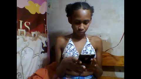 Snapshot of littleyanah chatting on September 27, 2025, 10:42 am yanah online show from September 27, 2025, 10:42 am