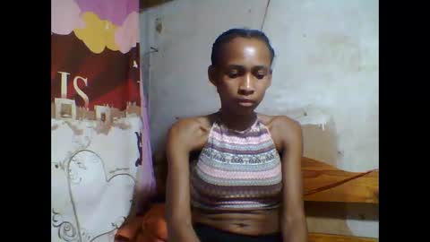 Snapshot of littleyanah chatting on October 1, 2025, 5:08 pm yanah online show from October 1, 2025, 5:08 pm