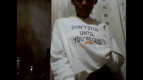 Snapshot of littleyanah chatting on October 6, 2025, 4:32 am yanah online show from October 6, 2025, 4:32 am