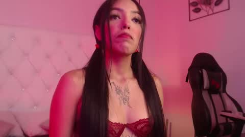 Nicky online show from February 3, 2026, 8:14 pm