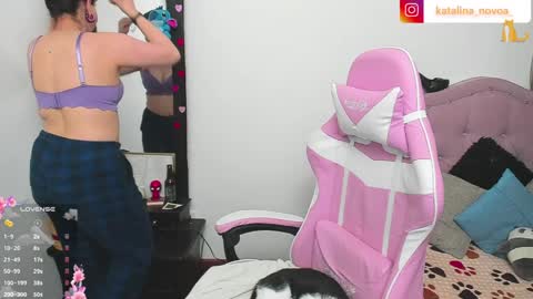 Snapshot of liv_rosse chatting on March 29, 2026, 2:33 am Katalina Novoa. online show from March 29, 2026, 2:33 am