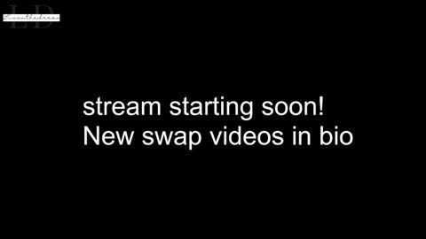 Snapshot of livanddrew chatting on January 4, 2025, 2:35 am Liv and Drew online show from January 4, 2025, 2:35 am