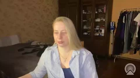 Livandria online show from April 12, 2026, 8:03 pm