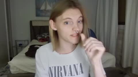 Snapshot of livbellelive chatting on February 16, 2025, 7:38 pm Liv Winters online show from February 16, 2025, 7:38 pm