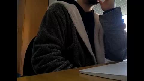 Snapshot of liveyisus chatting on December 1, 2025, 11:04 am liveyisus online show from December 1, 2025, 11:04 am