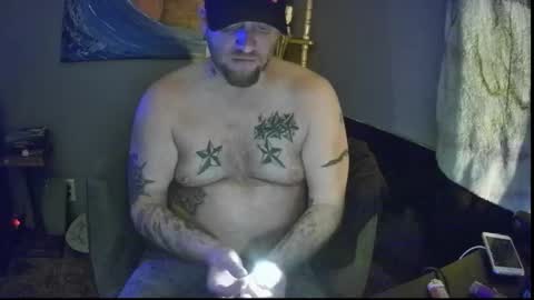 livingpuddle online show from October 3, 2025, 1:35 am