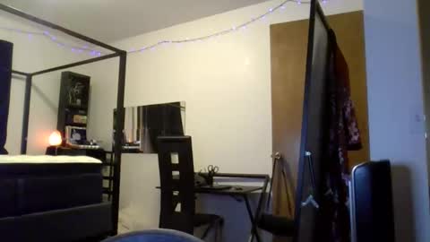 Liv Mirage online show from February 3, 2026, 2:53 am