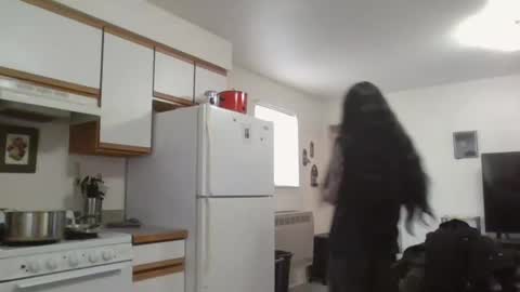 Snapshot of livmirage chatting on April 14, 2026, 1:33 am Liv Mirage online show from April 14, 2026, 1:33 am