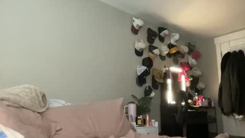 Snapshot of livvymack chatting on September 29, 2025, 3:17 pm Livvy online show from September 29, 2025, 3:17 pm