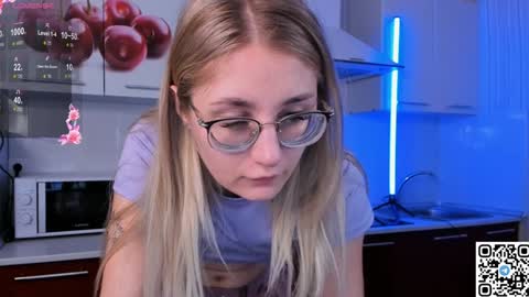 My name is Livy Nice to meet you  Thumbs up please its important online show from December 10, 2024, 6:06 pm