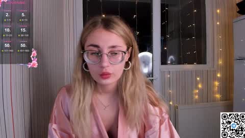 My name is Livy Nice to meet you  Thumbs up please its important online show from January 18, 2025, 6:32 pm