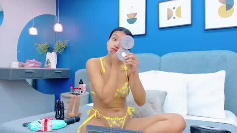 lixiepeyton online show from December 2, 2025, 12:32 pm