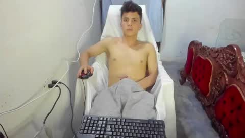 Chris online show from January 3, 2025, 2:43 am