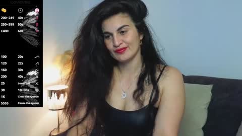 liz online show from December 26, 2024, 5:08 pm