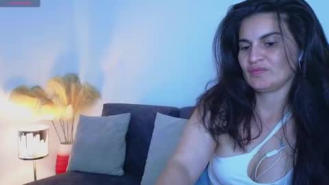 liz online show from February 18, 2025, 4:05 pm