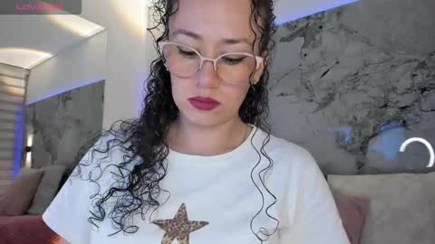 Liz  online show from February 7, 2026, 10:19 am