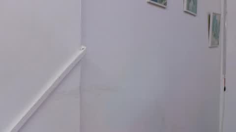  LIZBETH ROSS  online show from December 21, 2025, 12:45 pm