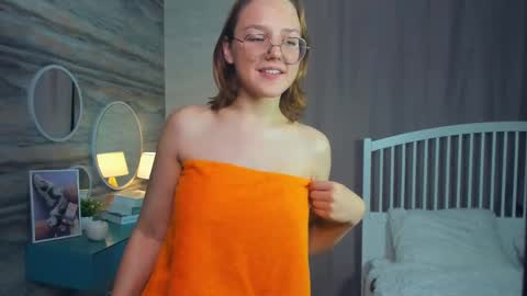 Lizbeth or Lizzy online show from December 14, 2024, 2:12 am