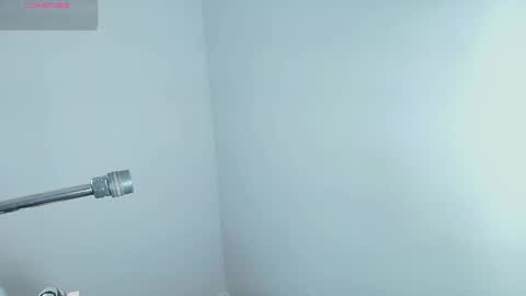 Lizz  online show from October 13, 2025, 12:16 pm