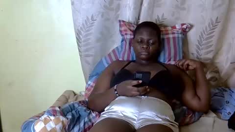 lizzahh online show from September 30, 2025, 6:57 pm