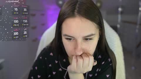 Lizi-Fox online show from December 18, 2025, 9:26 am