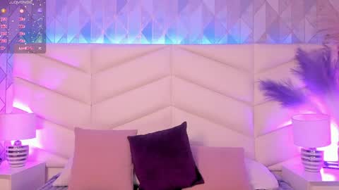 LIZZI online show from April 11, 2026, 7:29 pm