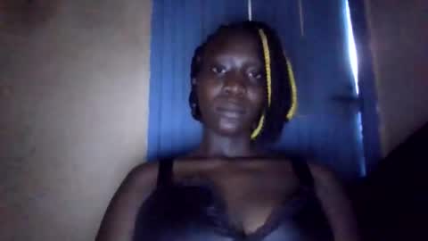 Snapshot of lizzie2020 chatting on June 8, 2026, 2:39 pm lizzie2020 online show from June 8, 2026, 2:39 pm