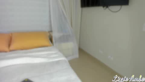 Snapshot of lizzieamber chatting on March 11, 2025, 8:41 am lizzieamber online show from March 11, 2025, 8:41 am