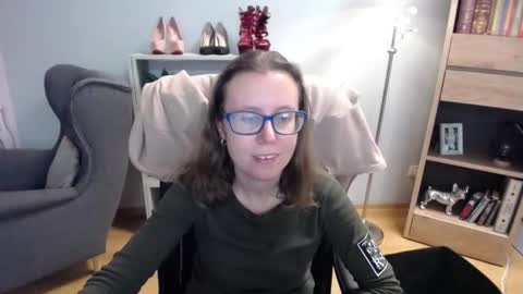 Lizzy online show from October 14, 2025, 4:24 am