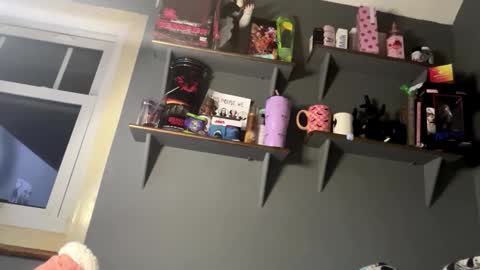 Snapshot of lizzyylovesick chatting on December 21, 2024, 5:18 pm lizzybunny online show from December 21, 2024, 5:18 pm