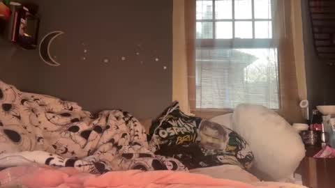 Snapshot of lizzyylovesick chatting on February 14, 2025, 5:03 pm lizzybunny online show from February 14, 2025, 5:03 pm