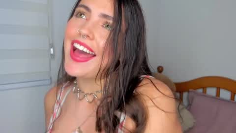 Llanna online show from February 10, 2025, 6:09 am