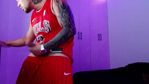 lliamm 2 online show from March 17, 2026, 7:50 pm