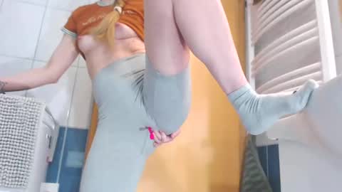 Snapshot of llovers4u2 chatting on February 19, 2025, 10:09 pm Eliza and  Betty online show from February 19, 2025, 10:09 pm