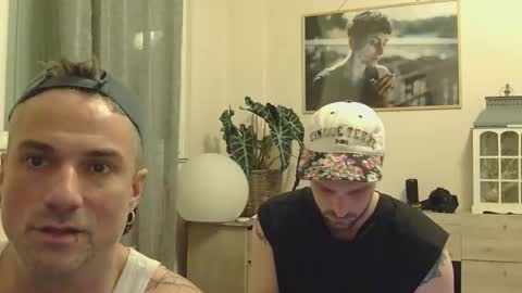 Snapshot of lmmsc chatting on January 9, 2026, 10:00 pm Zzzmax online show from January 9, 2026, 10:00 pm