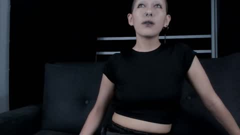 Lynx Mist online show from November 13, 2025, 11:36 pm